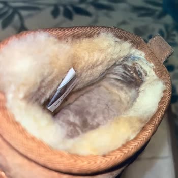 Ugg Botlarda Deformasyon Ve Ayak Anatomisi Gerekçesiyle İade Talebi