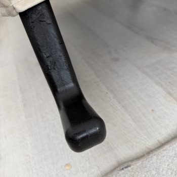 Ayıplı Koltuk Takımı Ve Cevapsız Servis