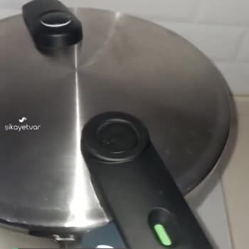 Fissler Düdüklü Tencerede Su Buhar Kaçağı Sorunu