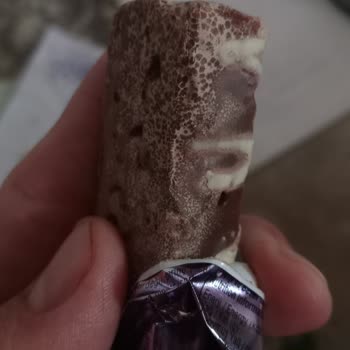 Ülker Piko Çikolatasının Bozulmuş Ve Beyazlamış Durumu