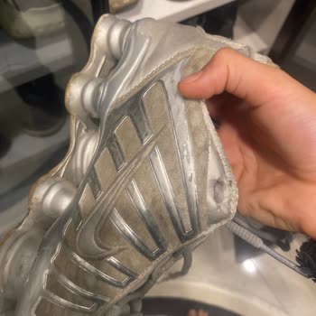 Nike Shox Ayakkabım Kısa Sürede Açıldı Ve Mağaza Cevapsız