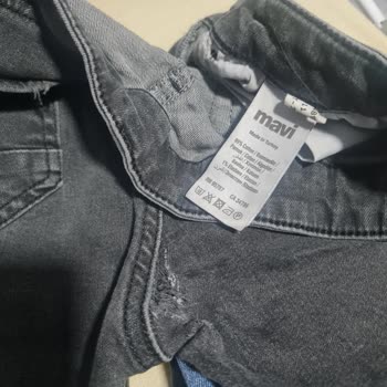 Yalova Mavi Jeans’te Kısa Sürede Yırtılan Kot Pantolonlar