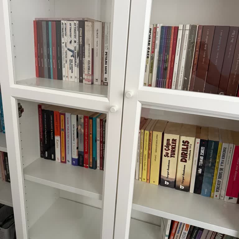 İKEA Cam Kapaklı Kitaplıkta Üretim Hatası, Sorumluluk Müşteriye Atıldı