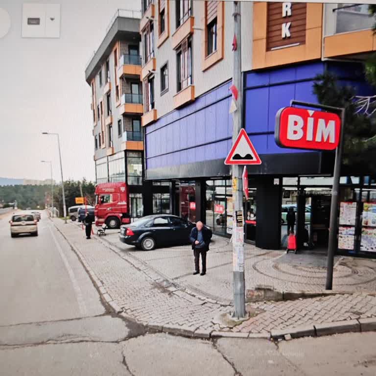 Sancaktepe BİM Şubesinin Sevkiyat Gürültüsü Yaşam Kalitesini Bozuyor