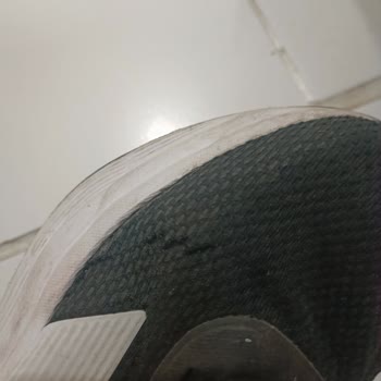Adidas Galaxy 7 M Ayakkabısının Kısa Sürede Deforme Olması Ve Mağazanın Sorumluluk Reddi