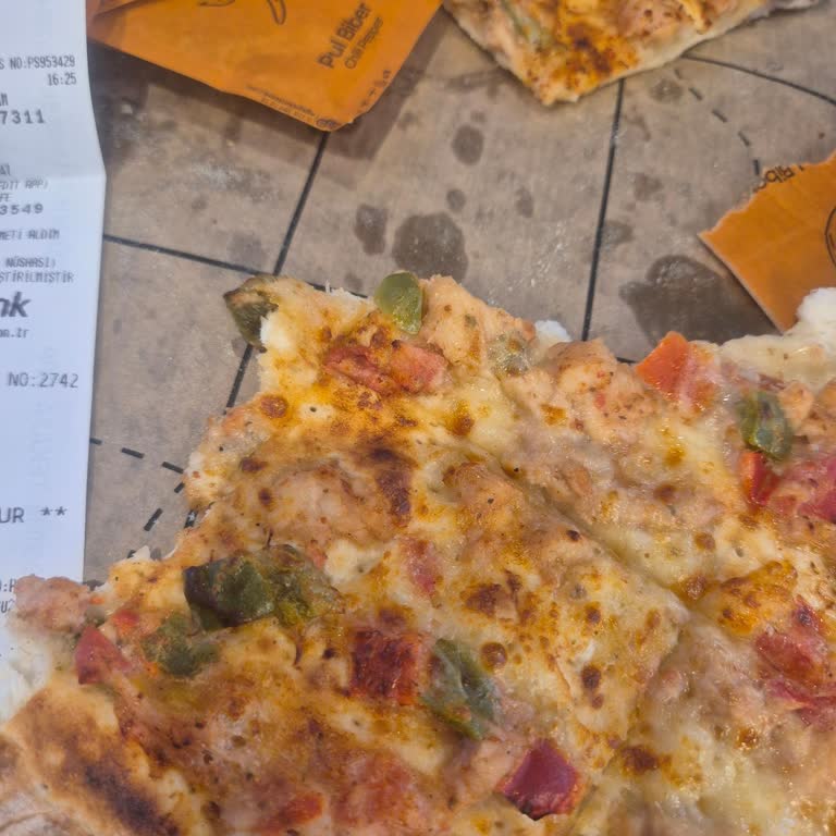 Pidem Restaurant Az Malzemeli Pide ve Kaba Personel Yaklaşımı