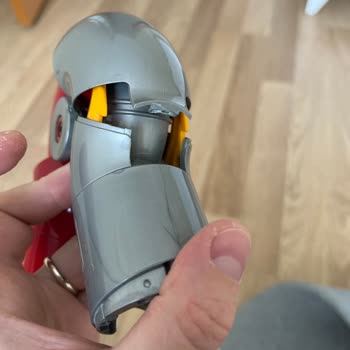 Dyson V12 Aparatında Üretim Hatası Ve Müşteri Hizmetlerinin Çözüm Sunmaması