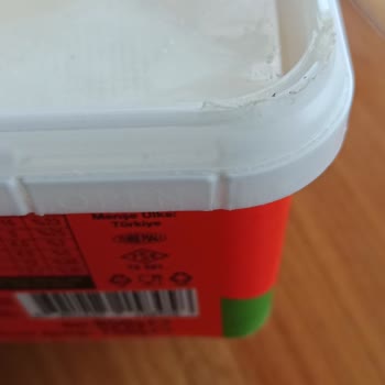 Migros'tan Alınan Peynir, Son Kullanma Tarihine Rağmen Küflenmiş