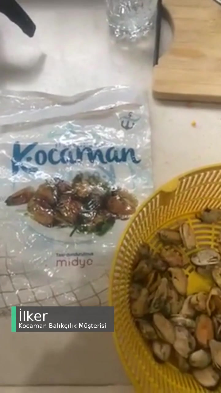 Kocaman Dondurulmuş Taze Midye İçi Yosun Dolu! videonun kapak resmi