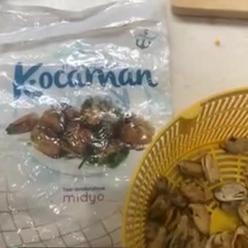 Kocaman Dondurulmuş Taze Midye İçi Yosun Dolu!