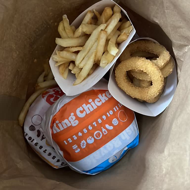 Burger King Şubesindeki Eksik Sipariş İçin Tam İade Talebi