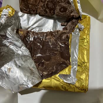 Eti Çikolata Bütün Antep Fıstıklı Çiçeklenme Sorunu Ve Değişim Talebi