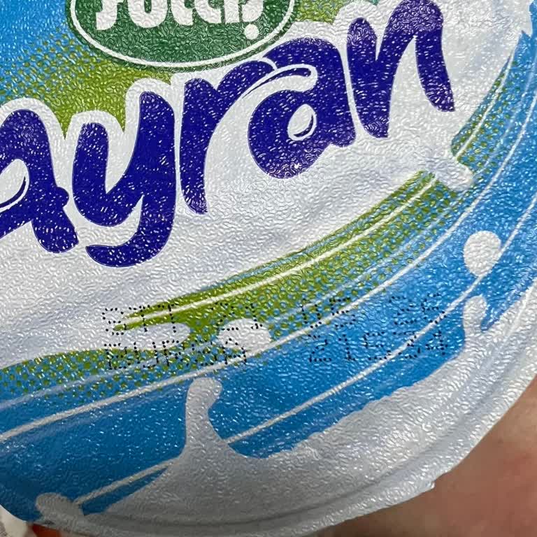 Gazlı İçecek Eksikliği Ve Son Kullanma Tarihi Yakın Ayran Şikayeti
