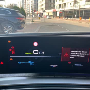 Peugeot E-5008 Servis Bekleme Süresi 50 Gün, İkame Araç Verilmiyor