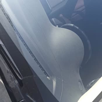 Kia Stonic Ön Cam Çatlağının Garanti Dışı Olduğu İddiası Ve Ücretsiz Değişim Talebi