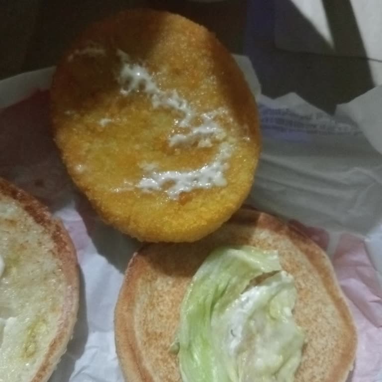 Şirinevler Burger King Şubesinde Eksik Malzeme Şikayeti