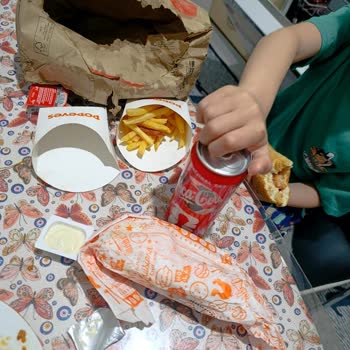 Parçalanmış Paket Ve Hijyen Endişesi Nedeniyle Tam İade Talebi