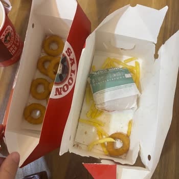 Yemeksepeti Siparişinde Eksik Hamburger Ve Soğuk Yemek Üzerine İade Talebi