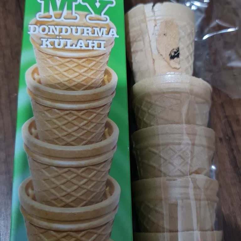 Antalya BİM'de Satın Aldığım Dondurma Külahı Patlak Ve Siyah Lekeli