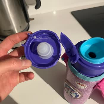 Kırılan Kapak Ve Yedek Parça Temininde Sürekli Gecikme