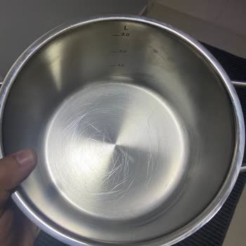 Fissler Tencere Setinde Kısa Sürede Yanık İzleri Ve Çizikler Çözüm Talebi