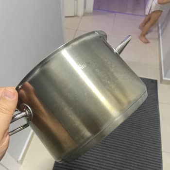 Fissler Tencere Setinde Kısa Sürede Yanık İzleri Ve Çizikler Çözüm Talebi