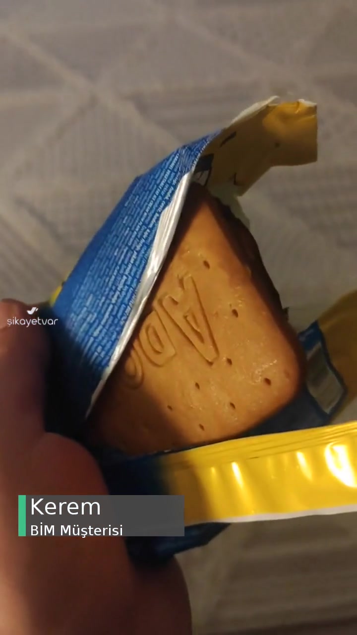 BİM Adora Sandwich Yarım Çıktı! videonun kapak resmi