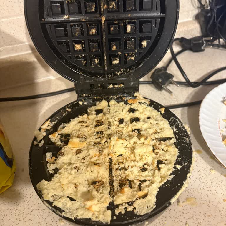 Sinbo Waffle Makinesi Hamur Yapışması Nedeniyle Kullanılamaz