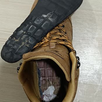 Açılan Taban Ve Su Sızdıran Ayakkabının Değişim Talebi Reddedildi