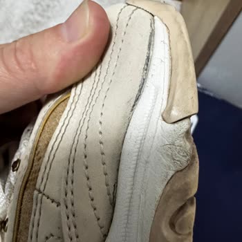 Kısa Sürede Deforme Olmuş Skechers Ayakkabısının Garanti Reddi Ve Değişim Talebi