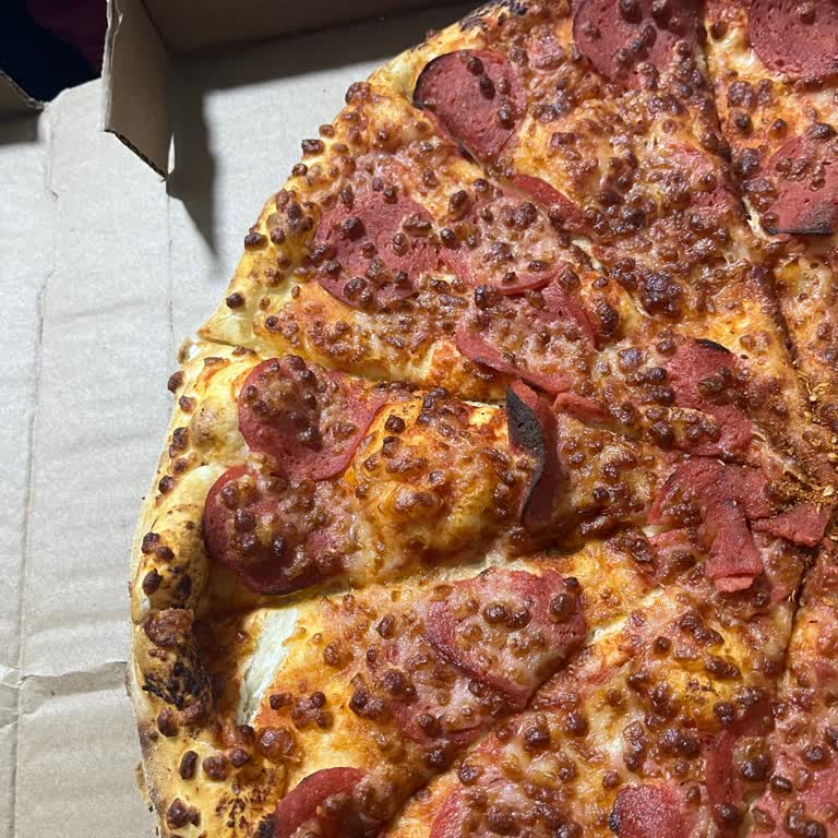 Soğuk Ve Geciken Pizza İçin Ücret İadesi Talebi