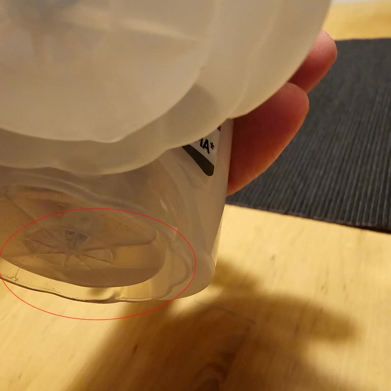 Rexona Stick Deodorantlarda Yağ Benzeri Sıvı Sızması Ve Ürün Değişimi Talebi