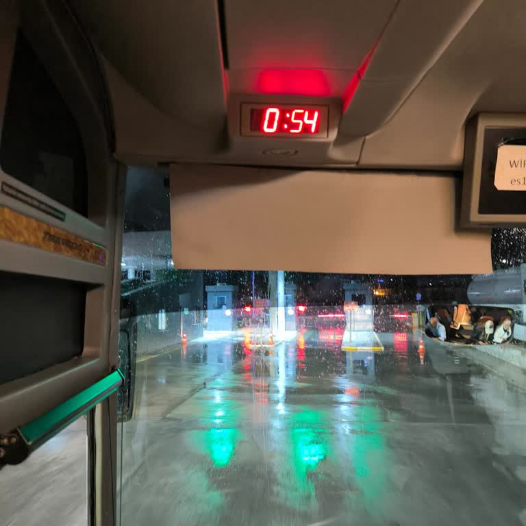 Geciken Kalkış Ve Biletsiz Yolcu Alınması Şikayetim