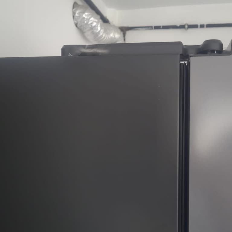 Hoover Buzdolabının Hasarlı Kapağı İçin Servis Gecikmesi Ve Değişim Talebi