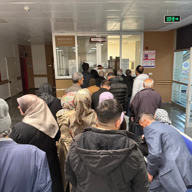 Atatürk Üniversitesi Fizik Tedavi Kayıt Personelinin Saygısız Tutumu
