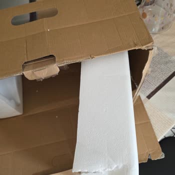 Kırık Kutu Ve Çalışmayan Tost Makinesi İçin Hızlı İade Talebi