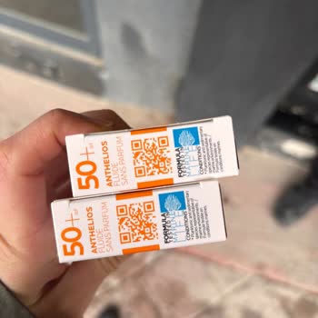 Anthelios UVMune 400 Güneş Kremi Kızarıklığa Ve Mide Rahatsızlığına Neden Oldu İade Bekliyorum