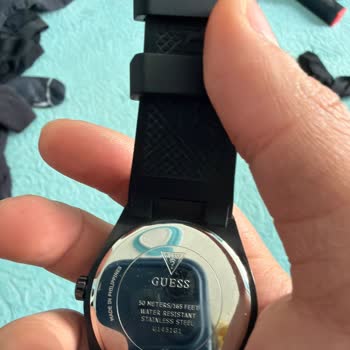 Su Geçirmez Olması Gereken Saat 10 Gün İçinde Su Aldı Ve Müşteri Hizmetlerine Ulaşılamıyor