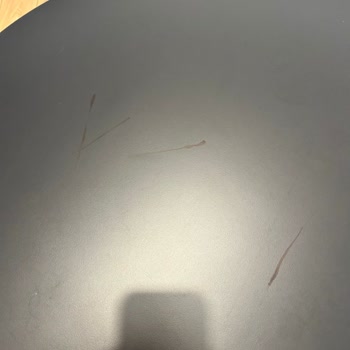Vivense’den Hasarlı Ve Kirli Mobilya Teslimatı, Eksik Koltuk Şikayeti