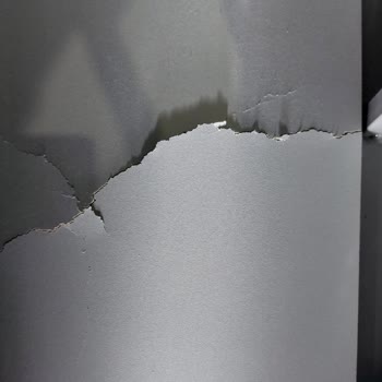 Kırık Baza Sunta Değişimi İçin Söz Verilen Süre Aşıldı