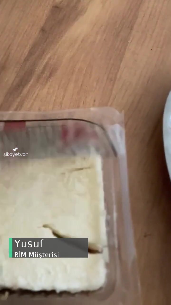 BİM'den Küflü Ürün videonun kapak resmi