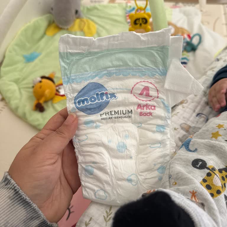 Molfix Premium Bezde Şiddetli Pişik, Kimyasal Koku Ve Yetersiz Müşteri Hizmeti