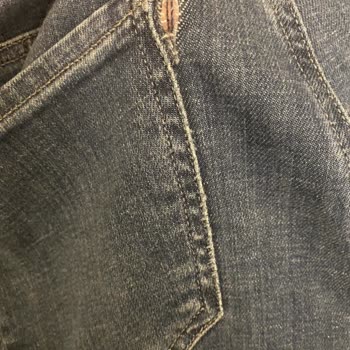 Mavi Jean Pantolonum Altı Ayda Yırtıldı, Değişim İstiyorum