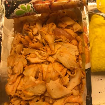 Hazır Satılan Dönerde Çiğ Et Parçaları Bulunması