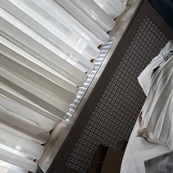Selimpaşa Konağı Otel Odası İnanılmaz Pis Ve Eskilikten Dökülüyor