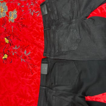 Beymen Club Jean Pantolonda Renk Atması Ve Kalite Kontrolü Sorunu