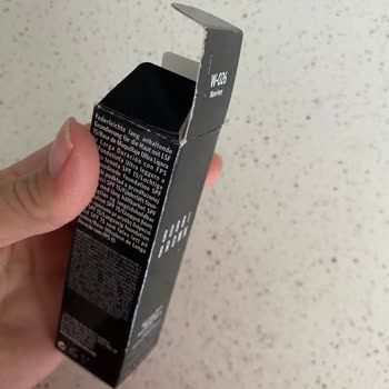 Açık Kutuda Teslim Edilen Fondöten Kırıldı, Mağaza Sorumluluk Almıyor