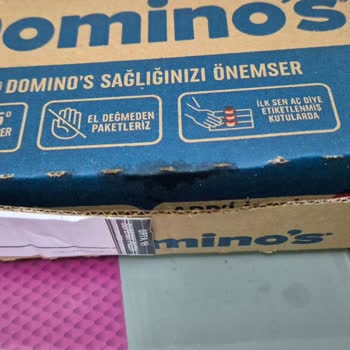 Güvenlik Bandı Kullanılmayan Etiketsiz Pizza Teslimatı