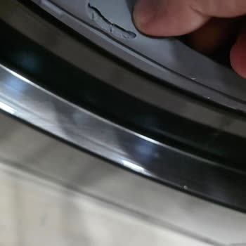 Samsung Çamaşır Makinesindeki Kapak Lastiği Garanti Dışı Değişim Talebi