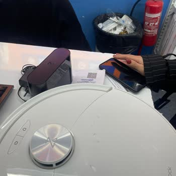 Servis Tarafından Çizik Ve Lekeli Roborock S8 Pro Teslim Alındı, Değişim Talebi